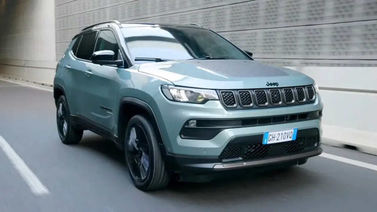 Nouveau Jeep Compass e-Hybride