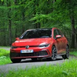 La Volkswagen Golf GTI - Une trappe qui commande chaque courbe